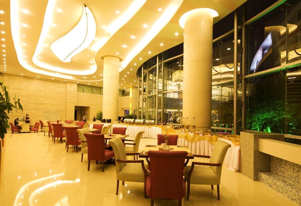 Century Hotel Taicang Bagian luar foto