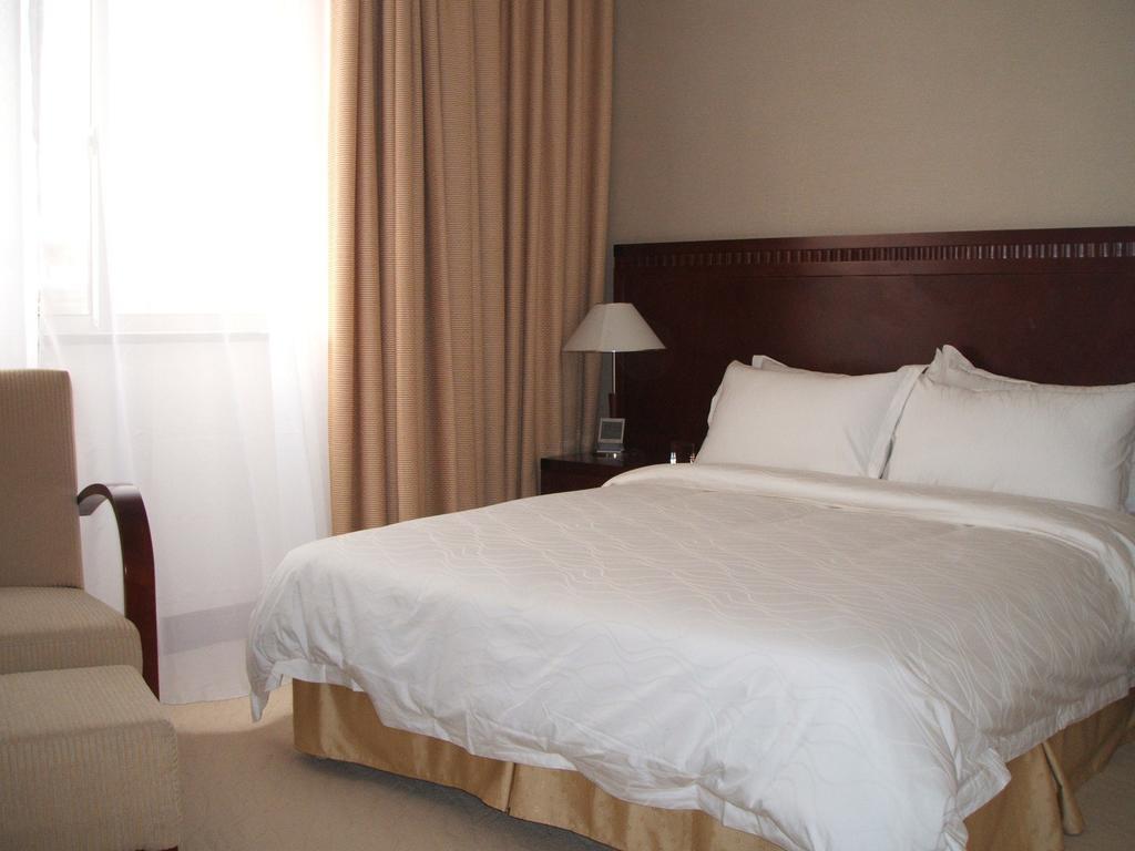 Century Hotel Taicang Ruang foto